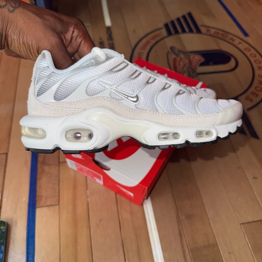 Kids Nike Air Max Plus ‘Platinum’ - Size 3.5Y / Women’s 5